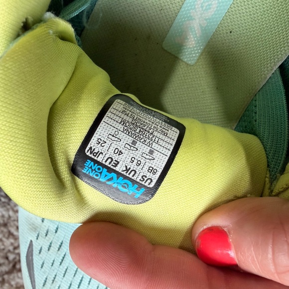 Hoka Women's Running Shoes size 8 - Picture 4 of 4